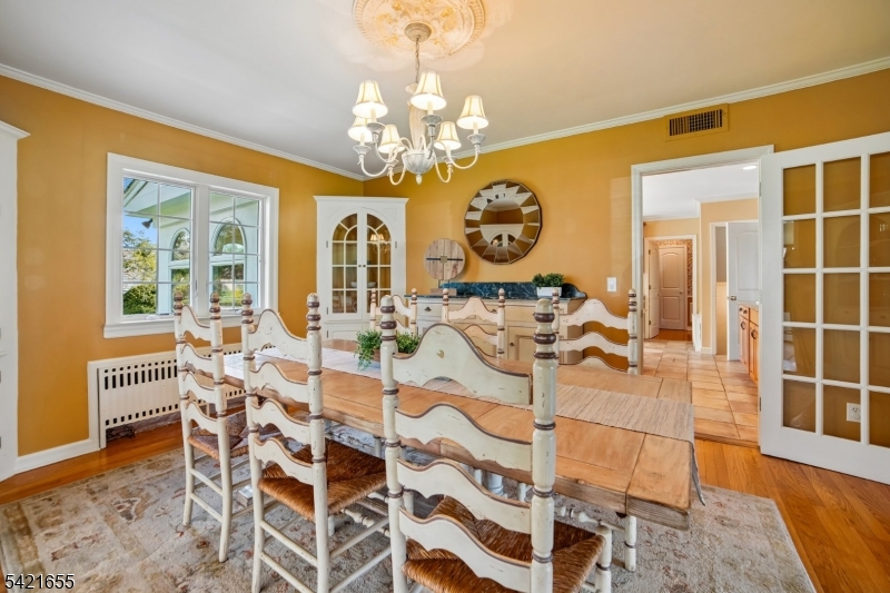 5 Witherspoon Rd