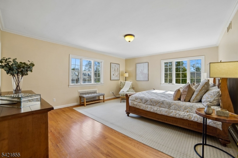 5 Witherspoon Rd