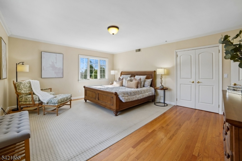 5 Witherspoon Rd