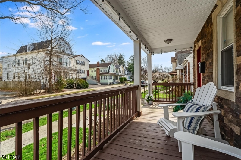 235 Waverly Pl