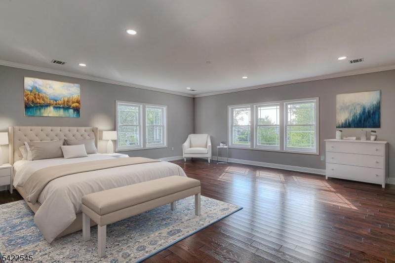 261 Apple Tree Ln