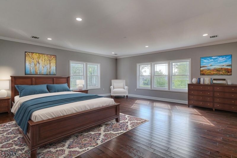 261 Apple Tree Ln