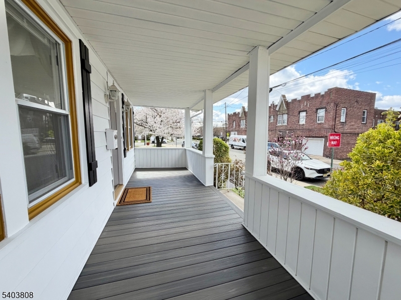14 George St