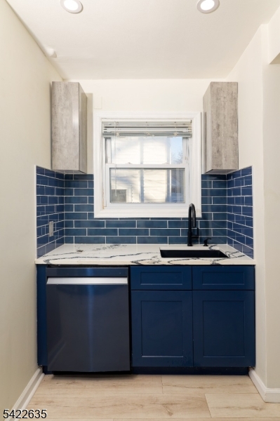 1149 Margaret St