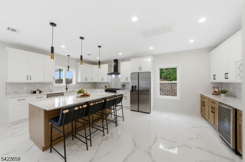 488 Dewey Ave #B