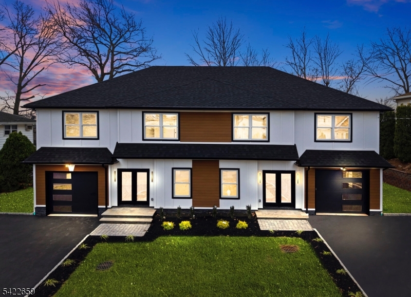 488 Dewey Ave #B