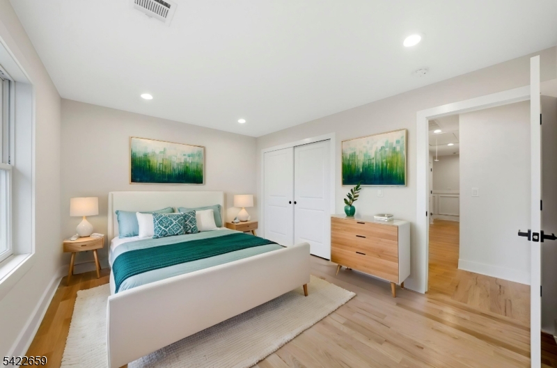488 Dewey Ave #B
