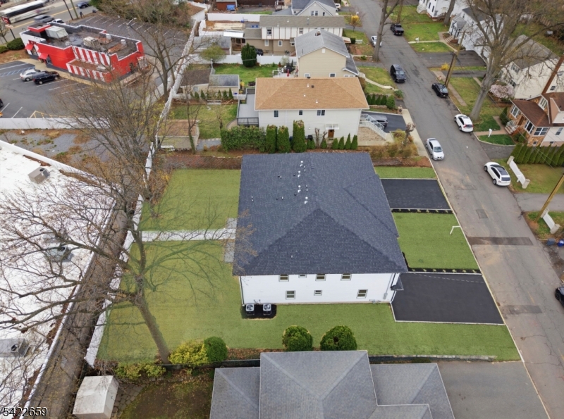 488 Dewey Ave #B