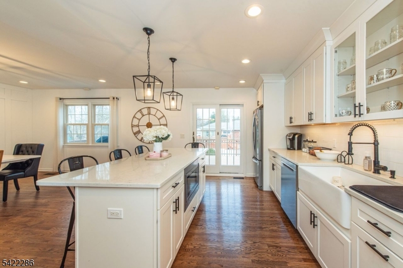8 Cypress Ct