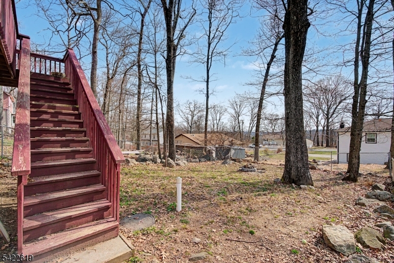 635 Brooklyn Mountain Rd