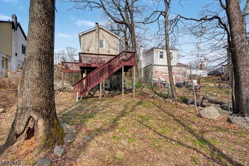 635 Brooklyn Mountain Rd