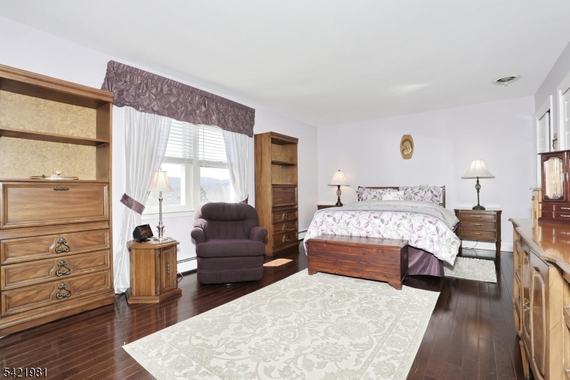 26 Scrivani Dr