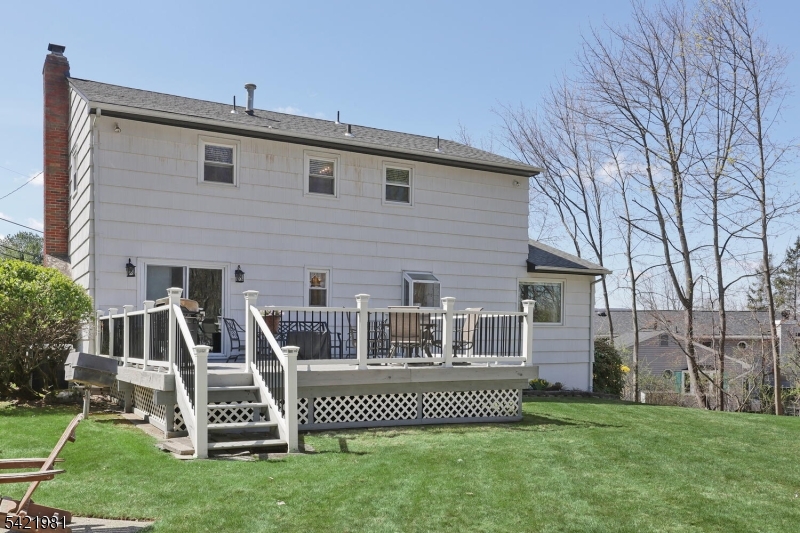 26 Scrivani Dr