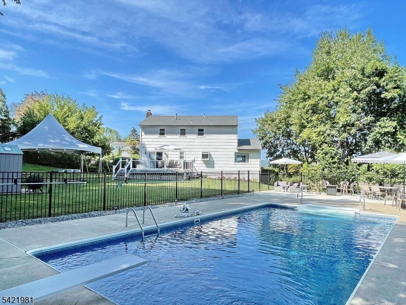 26 Scrivani Dr