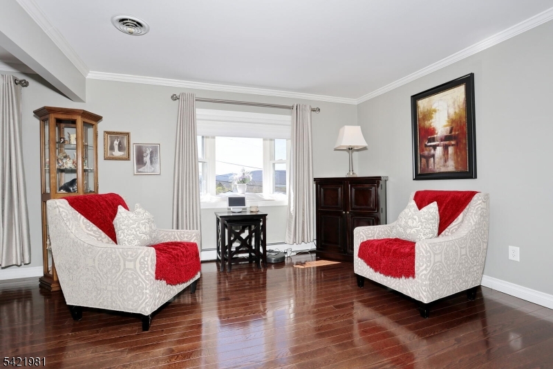 26 Scrivani Dr