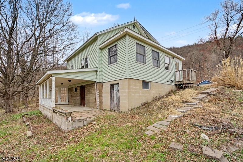 196 West Owassa Turnpike