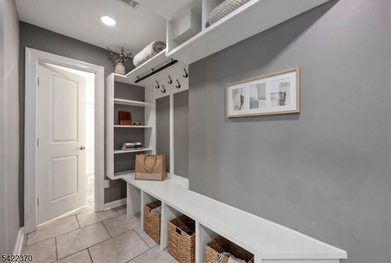 28 Princeton Pl