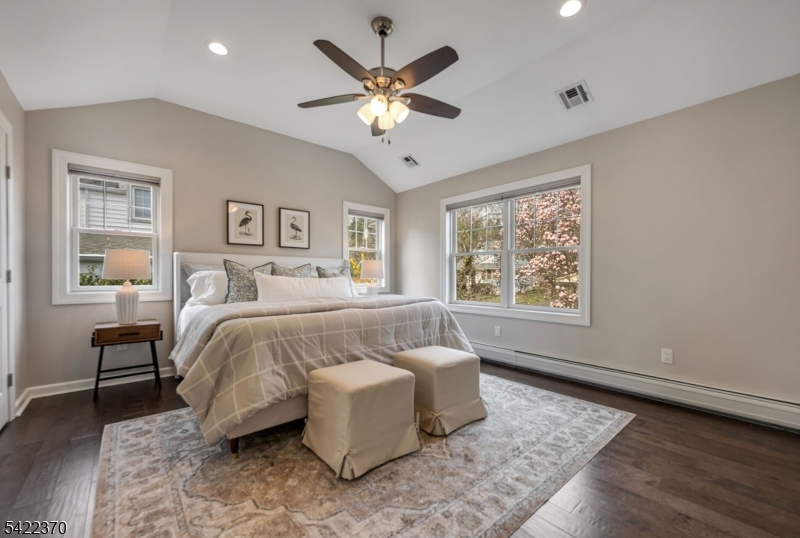 28 Princeton Pl