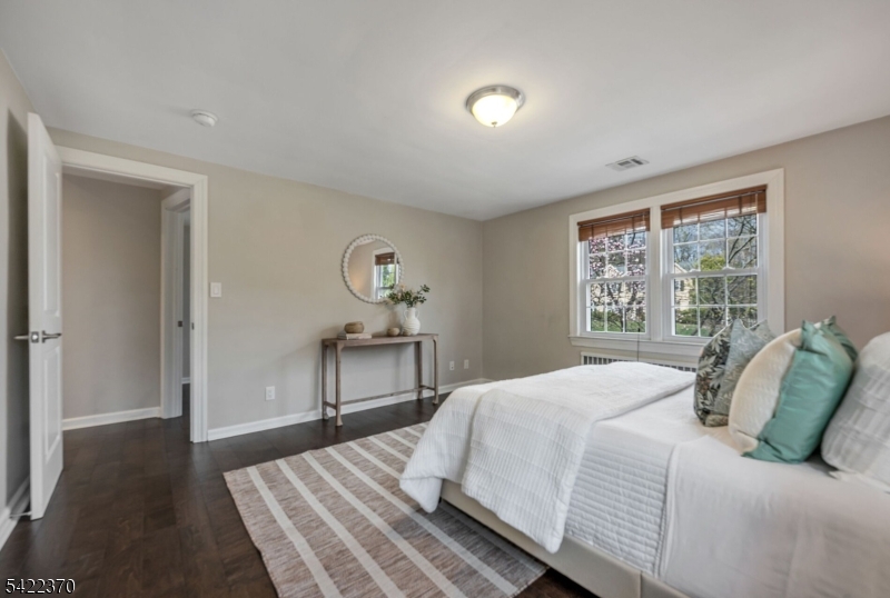 28 Princeton Pl