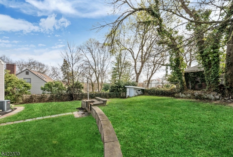 28 Princeton Pl
