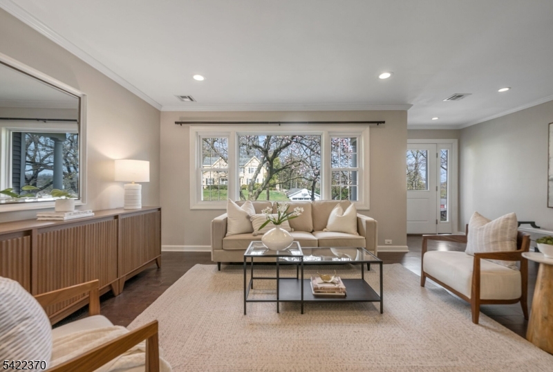 28 Princeton Pl