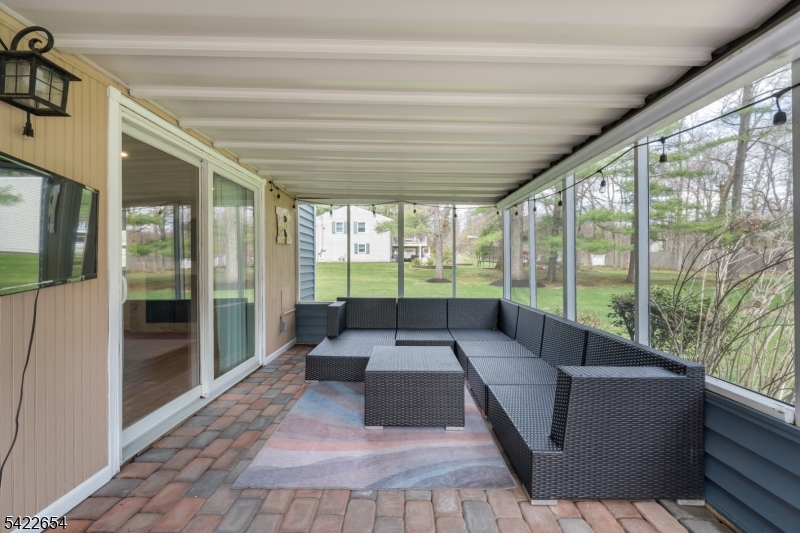 209 Northfield Rd