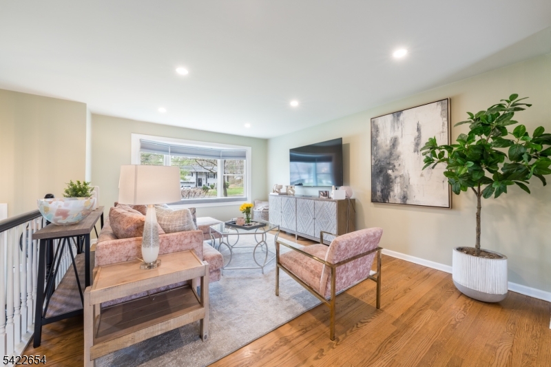 209 Northfield Rd