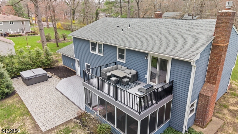 209 Northfield Rd
