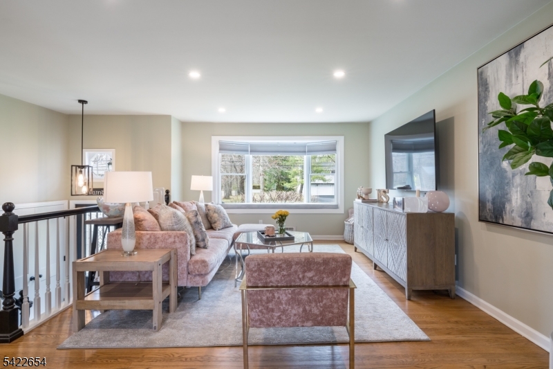209 Northfield Rd