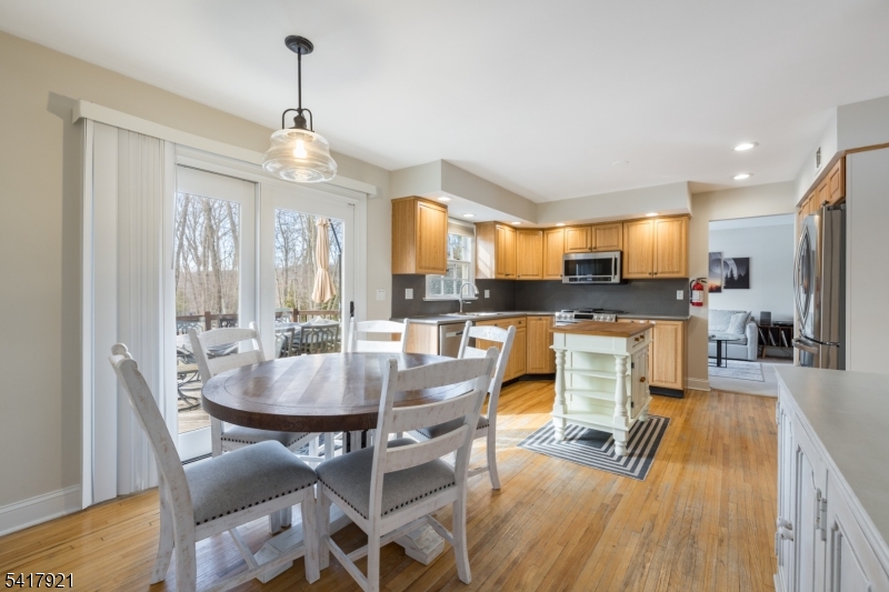 1 Radcliffe Dr