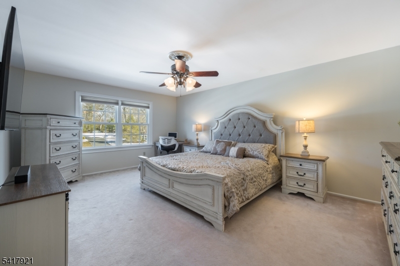 1 Radcliffe Dr