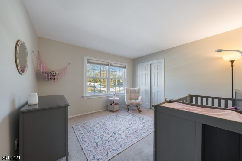 1 Radcliffe Dr
