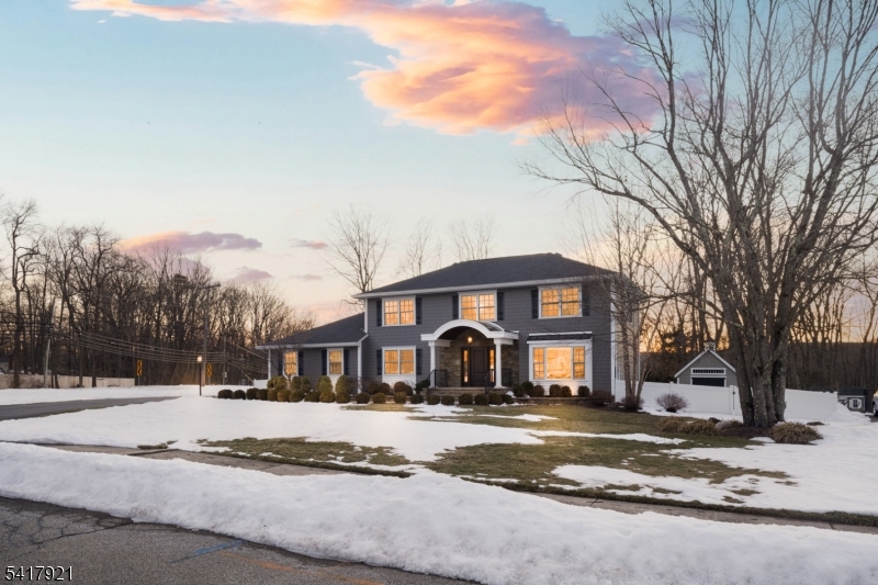 1 Radcliffe Dr