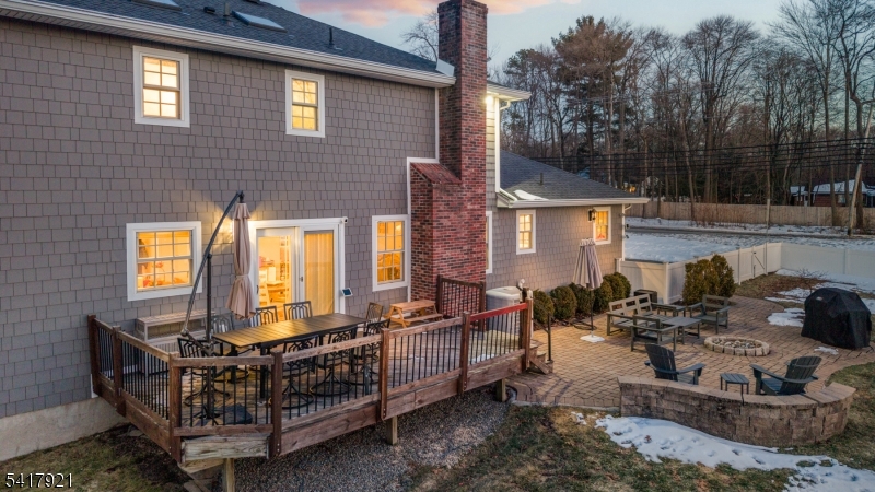 1 Radcliffe Dr