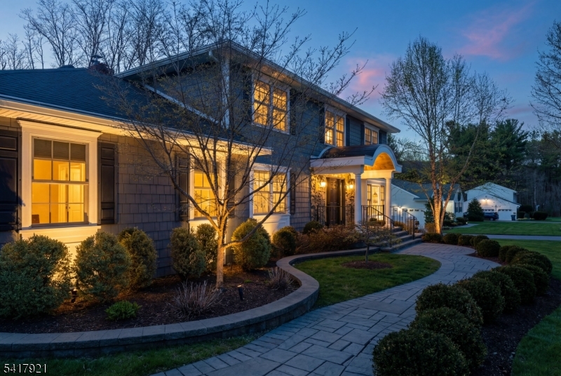 1 Radcliffe Dr