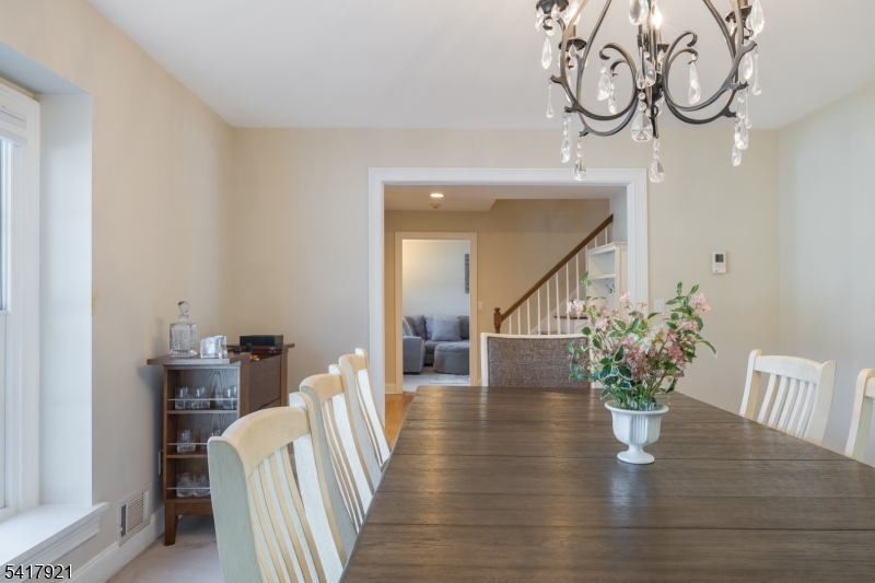 1 Radcliffe Dr