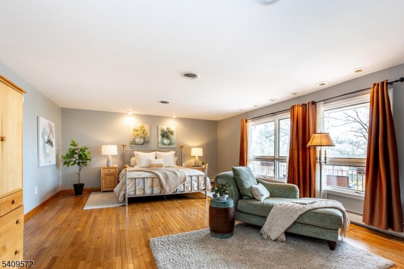 165 N Wyoming Ave