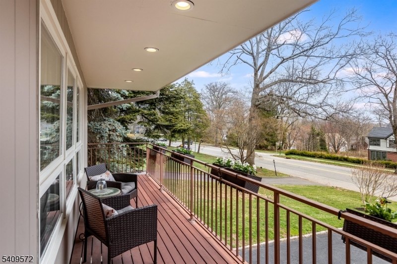 165 N Wyoming Ave