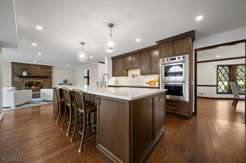 6 Jonathan Smith Rd