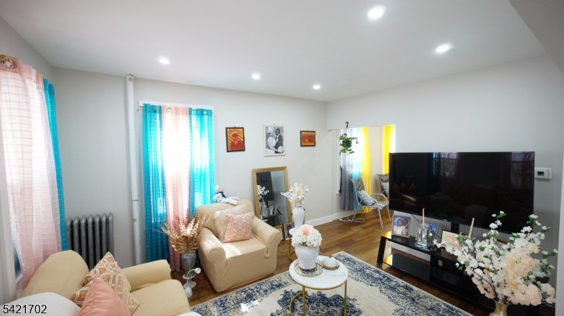 169 Oakwood Pl