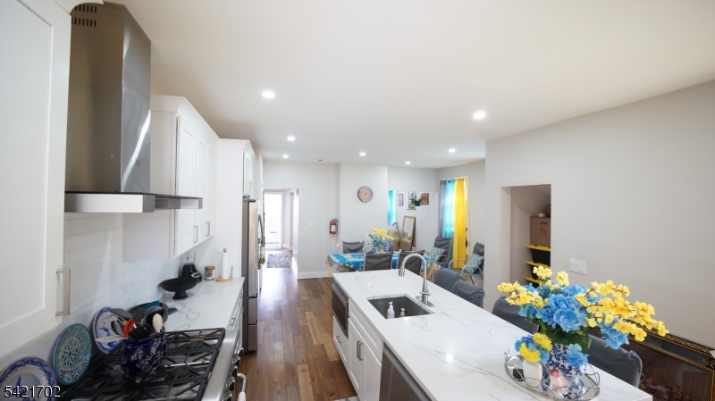 169 Oakwood Pl
