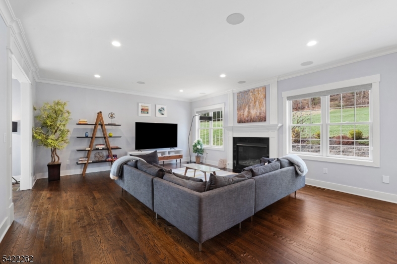 2141 Washington Valley Rd
