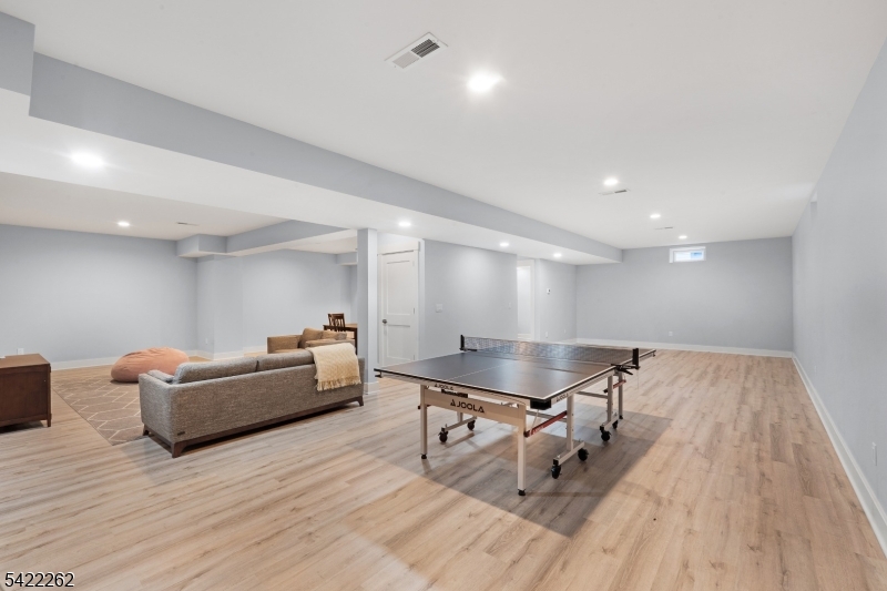 2141 Washington Valley Rd
