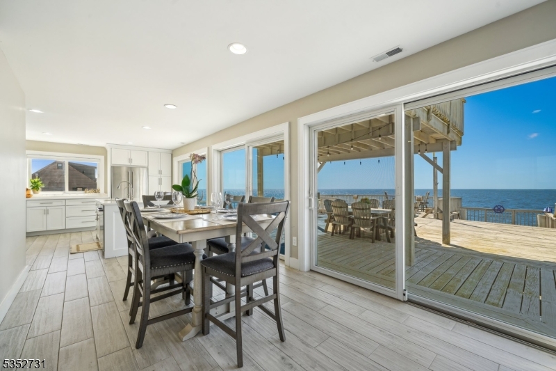 27 S Beach Ave
