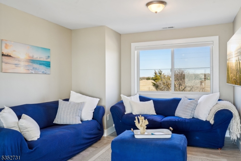 27 S Beach Ave