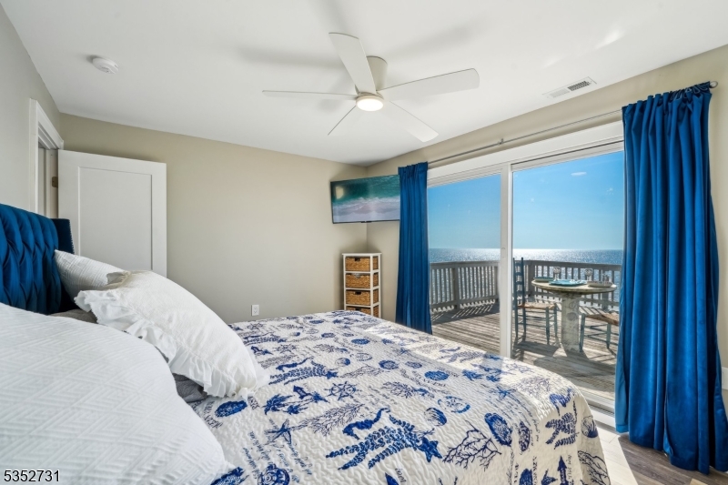 27 S Beach Ave