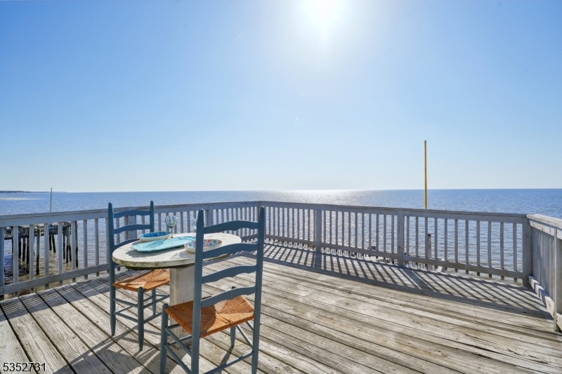 27 S Beach Ave