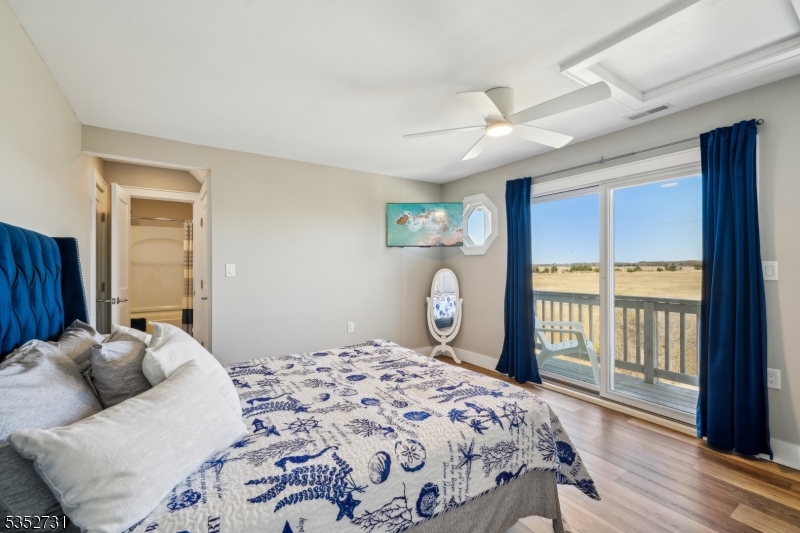 27 S Beach Ave