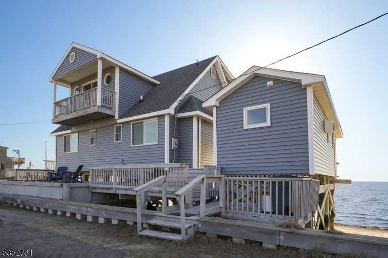 27 S Beach Ave