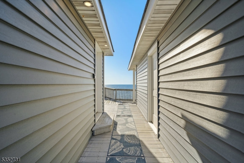27 S Beach Ave